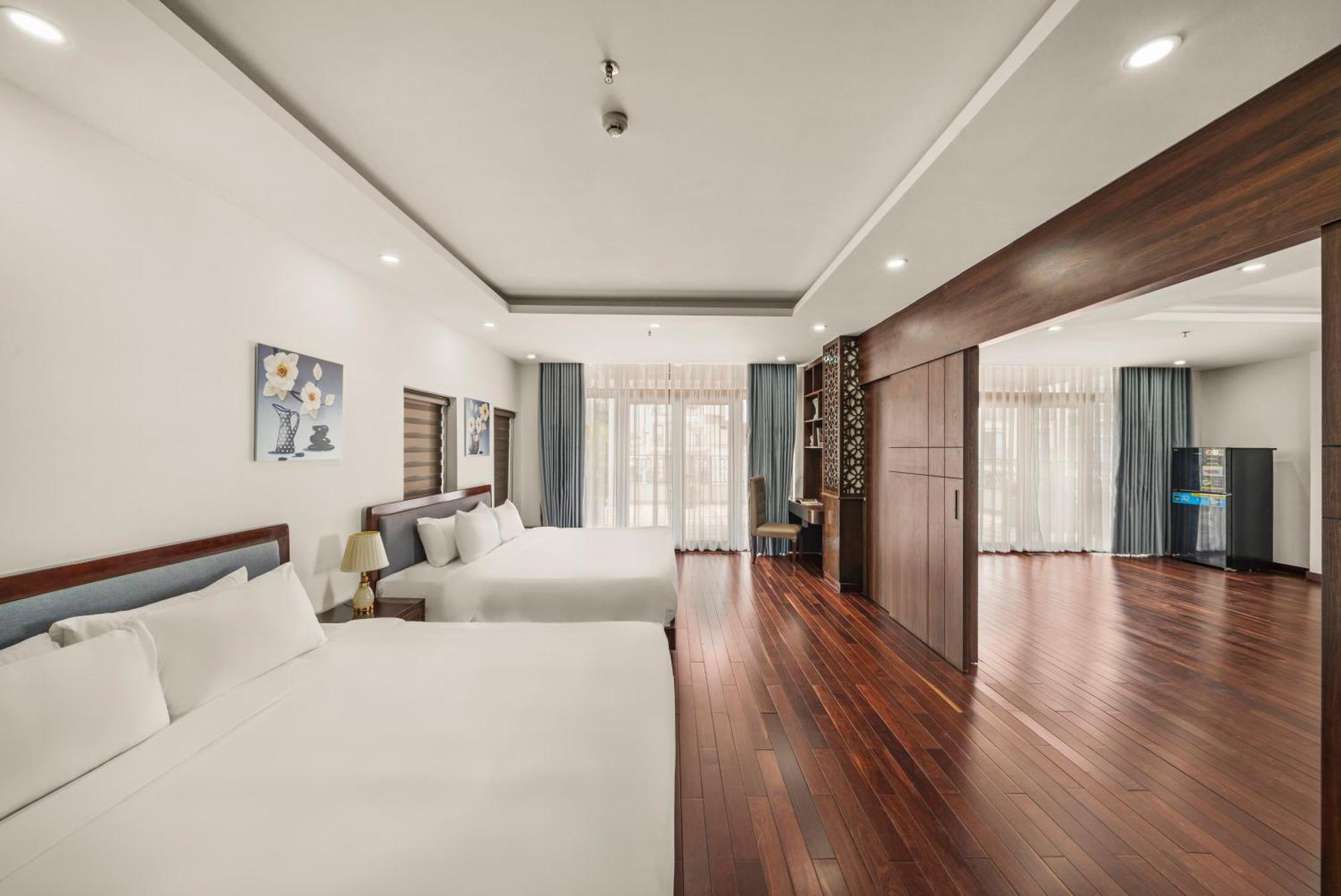 Palazzo Luxury Hotel Da Nang Exterior photo