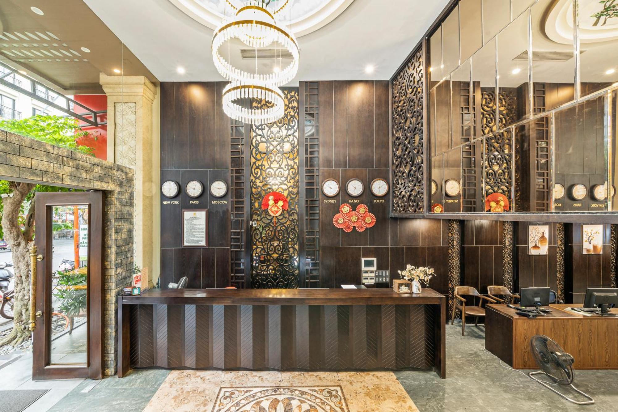 Palazzo Luxury Hotel Da Nang Exterior photo
