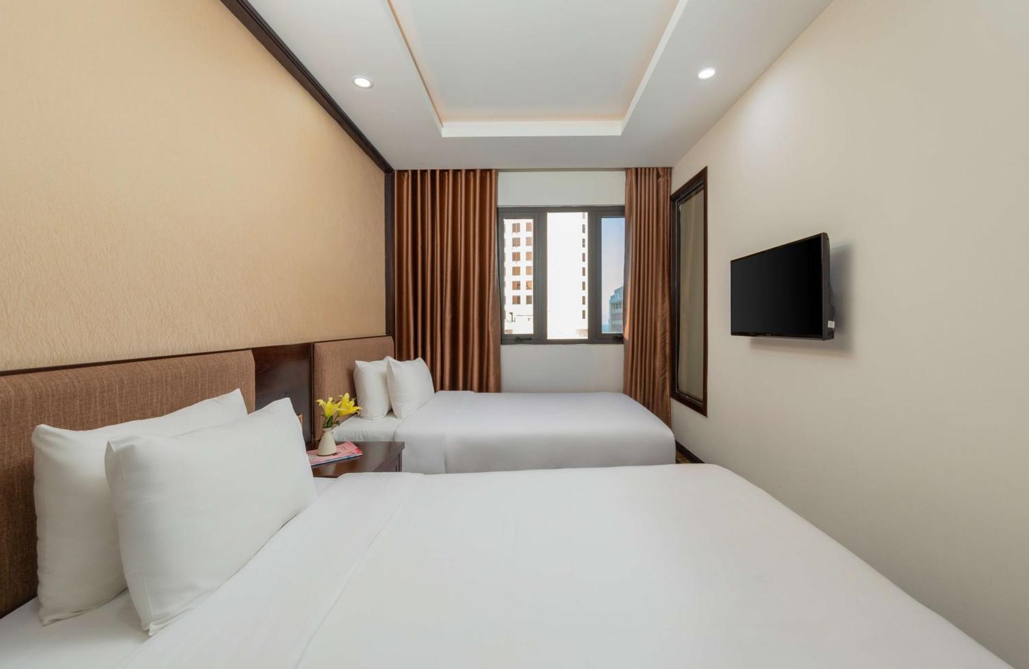 Palazzo Luxury Hotel Da Nang Exterior photo